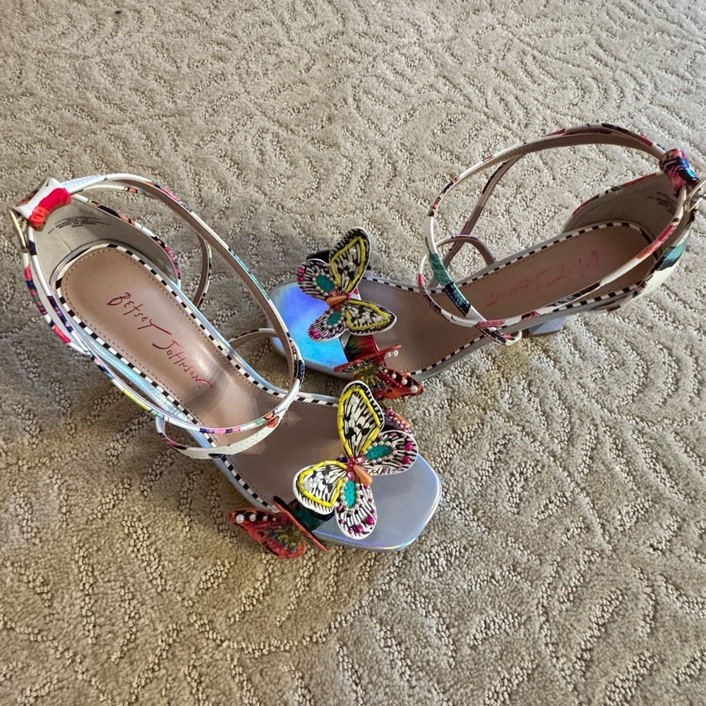 🦋 Betsey Johnson Butterfly Embellished Heels – Multicolor – Statement Shoes - Picture 3 of 4